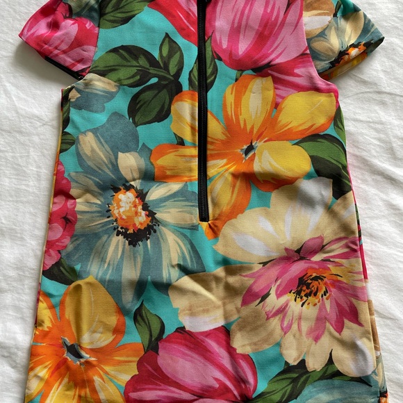 Milly Minis Chloe Style Dress Size 4. - Picture 3 of 4